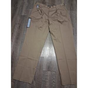 NWT- Haggar non iron Khaki Stretch Twill Dress Pants Classic Fit Tan Men’s 38x34